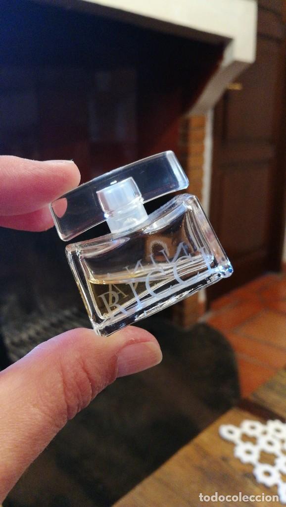 Miniaturas de perfumes antiguos: MINIATURA NINA RICCI.