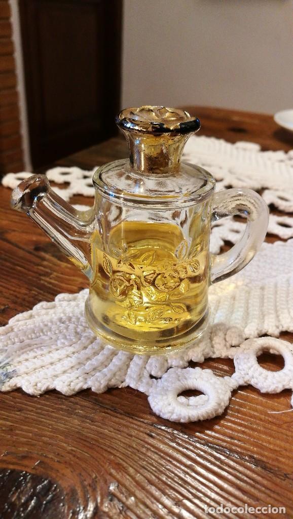 Miniaturas de perfumes antiguos: AVON CAFETERA. - Foto 1