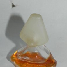 Miniaturas de perfumes antiguos: PERFUME MINIATURA NARIZ BOCA, 5 ML. SALVADOR DALI.