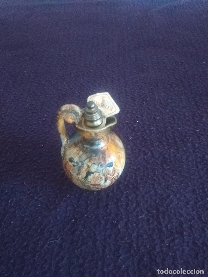 Miniaturas de perfumes antiguos: Preciosa botella antigua de perfume - Foto 1