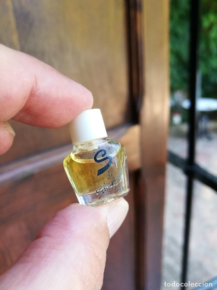 Miniaturas de perfumes antiguos: MICROMINI S de SCHIAPARELLI. - Foto 1