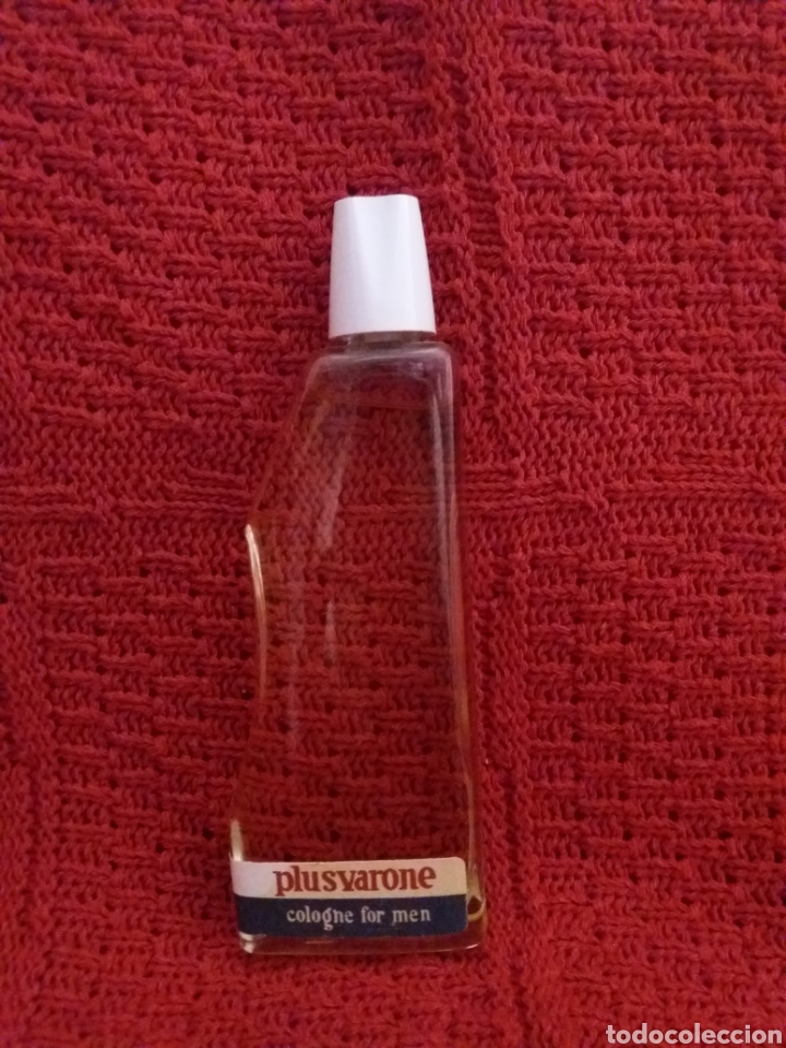 Miniaturas de perfumes antiguos: ANTIGUA BOTELLA DE COLONIA -PLUSVARONE- - Foto 1