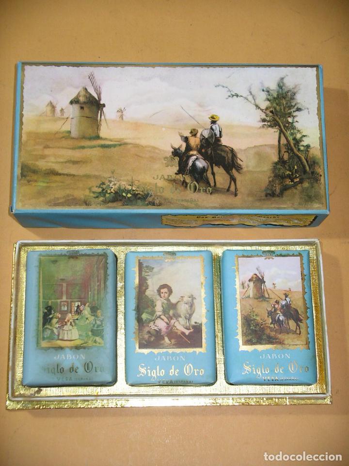 Miniaturas de perfumes antiguos: Estuche Jab&oacute;n Siglo de oro, caja, pastillas, Don Quijote de la Mancha, vintage, Vera
