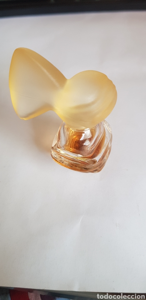 &Eacute;chantillons de parfums anciens: Miniatura perfume scarf de marbert