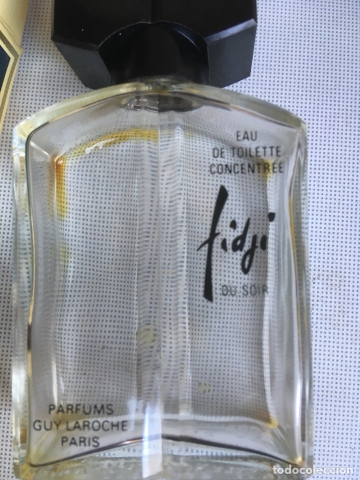 Miniaturas de perfumes antiguos: Frasco con caja Guy Laroche - Foto 2