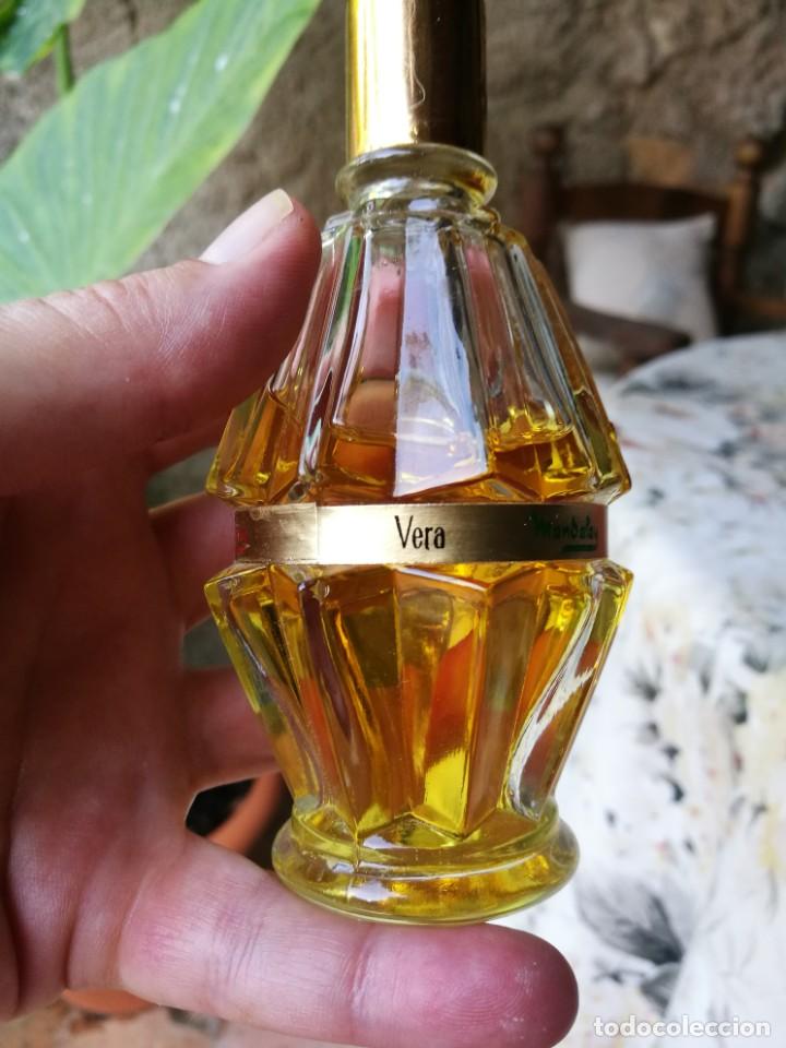 Miniaturas de perfumes antiguos: ANTIGUO MANDALAY de VERA. - Foto 3