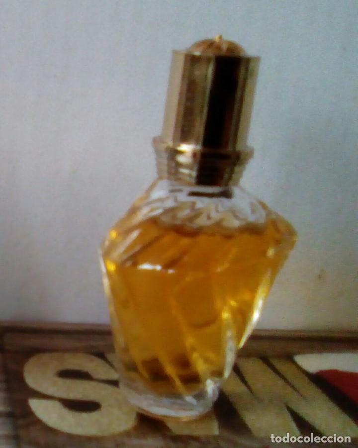 Miniaturen von alten Parf&uuml;men: Zoa Perfumes Regines