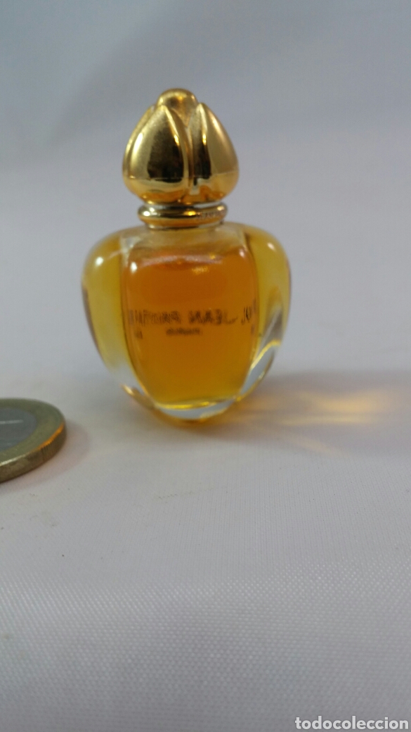 &Eacute;chantillons de parfums anciens: Miniatura perfume Sublime