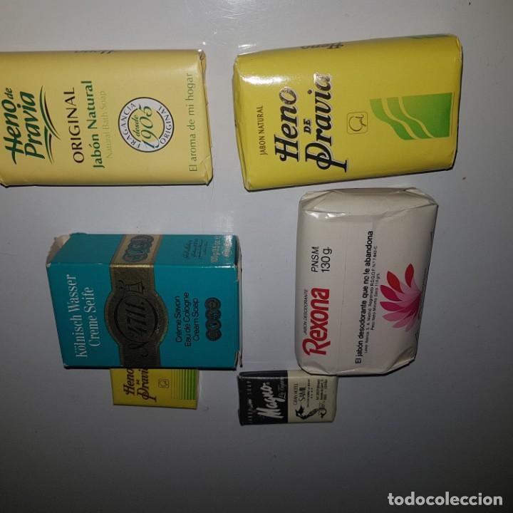 Miniaturas de perfumes antiguos: LOTE JABONES - Foto 3