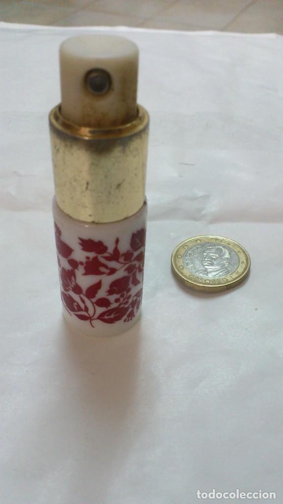 Miniaturas de perfumes antigos: frasco,s colonia,s vacio,s cristal , pvc  ( minis )     pulberizador