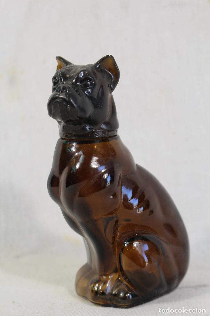 Miniaturas de perfumes antiguos: perro boxer - botella colonia avon - Foto 1