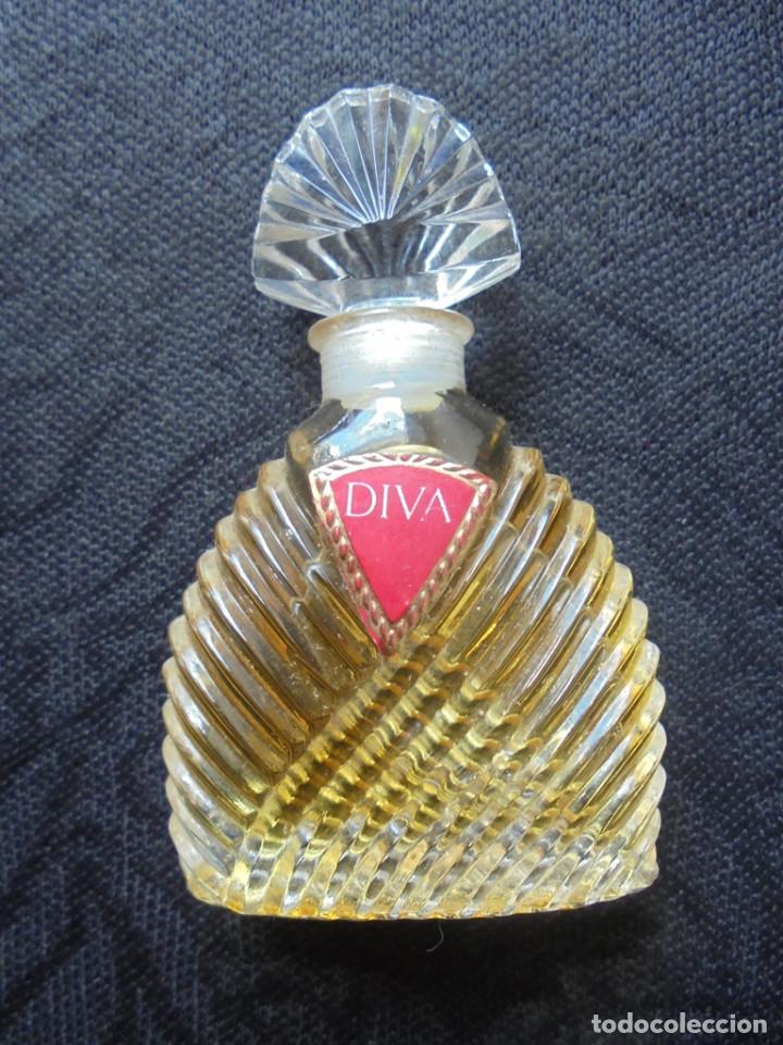 Miniaturas de perfumes antiguos: Botellita perfume DIVA Ungaro - Foto 1