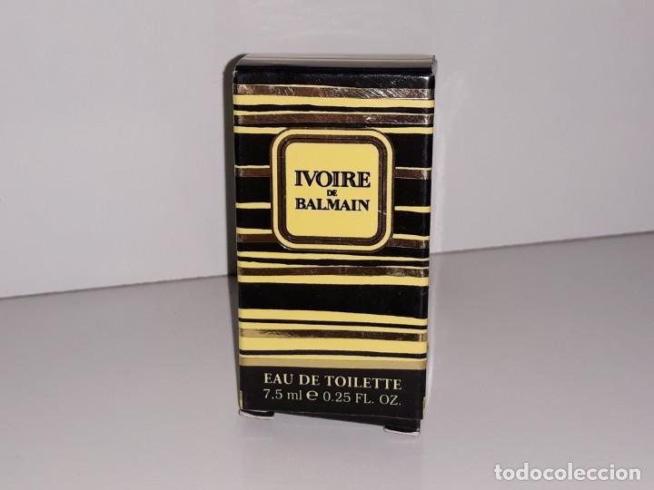 Miniaturas de perfumes antigos: ANTIGUA MINIATURA DE PERFUME EAU DE TOILETTE - IVOIRE DE BALMAIN - CAJA VACIA 7.5 ML
