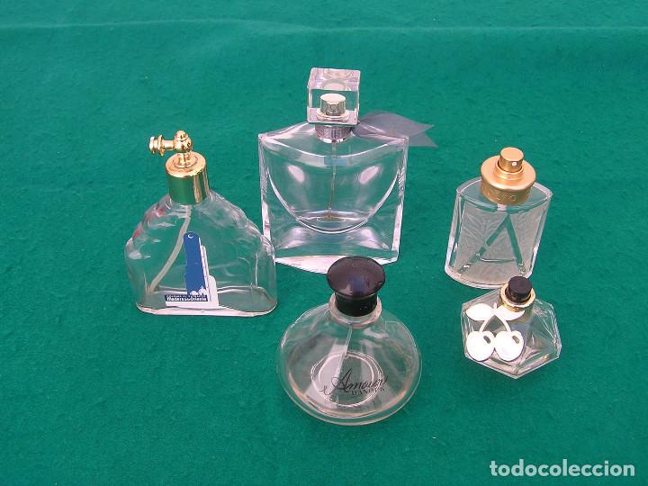 &Eacute;chantillons de parfums anciens: Lote de 5 envases vac&iacute;os de perfume varias marcas y tama&ntilde;os.