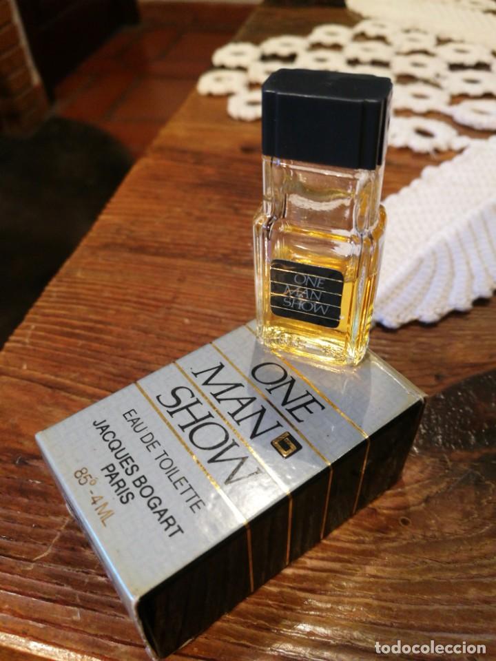 &Eacute;chantillons de parfums anciens: MUESTRA ONE MAM SHOW DE BOGART.