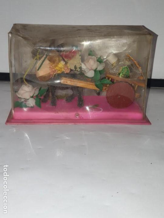 Miniaturas de perfumes antiguos: GRAND CHIC PACK - Foto 1