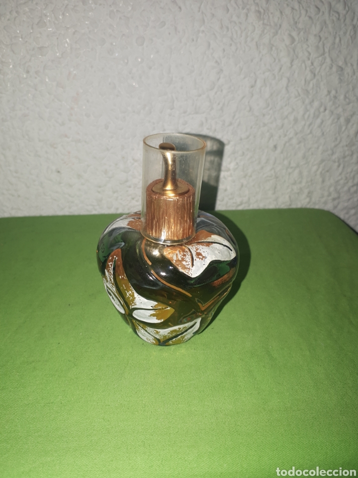 Miniaturas de perfumes antiguos: Frasco de LOLITA LEMPICKA 50 ML leer descripci&oacute;n