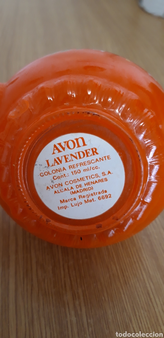 Miniaturas de perfumes antiguos: Botella de Colonia avon lavander - Foto 2