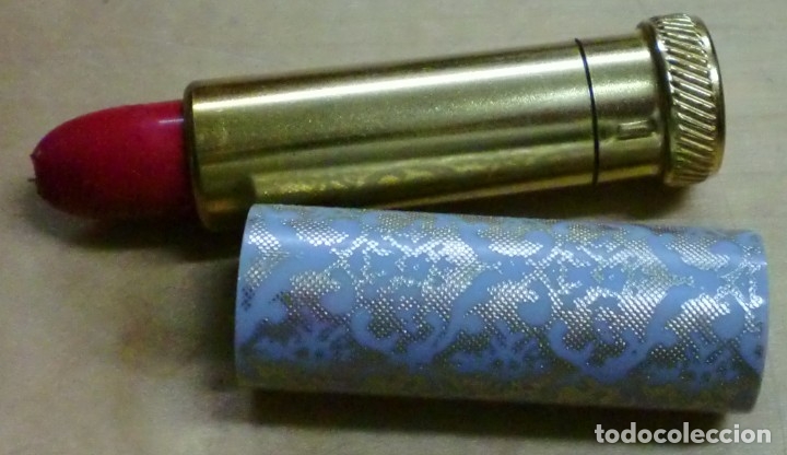 Miniature di profumi antiche: ANTIGUA BARRA DE LABIOS REVLON LUSTROUS MILLION DOLLAR SIN USAR