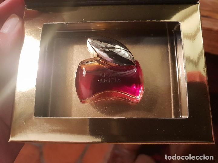 Miniaturas de perfumes antiguos: KRAZY KRIZIA MINIATURA - Foto 6