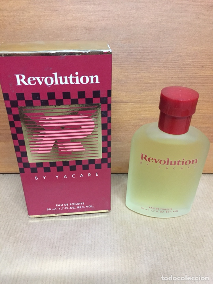 Miniature di profumi antiche: Colonia perfume Revolution. Yacar&eacute;. 50ml.