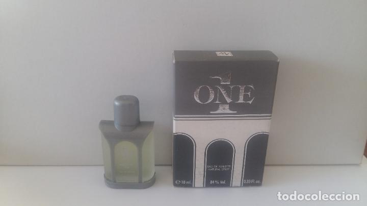 Miniaturas de perfumes antiguos: MINIATURA ONE DE MAX DEVILLE - Foto 1
