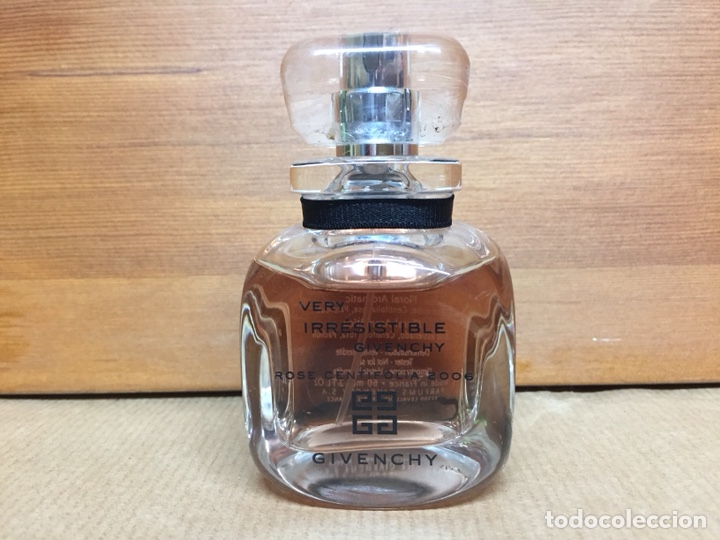 Miniaturas de perfumes antiguos: Perfume Givenchy Rose Centifolia 2006. 60ml.