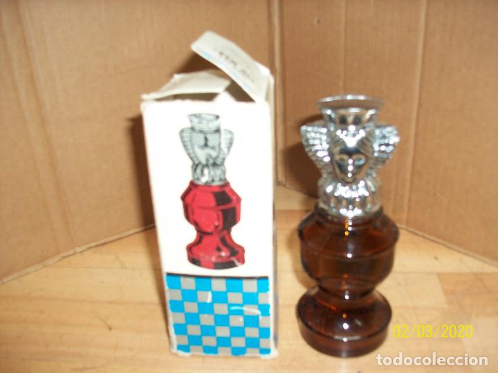 Miniaturas de perfumes antiguos: AVON- THE ROOK-CON PERFUME - Foto 3