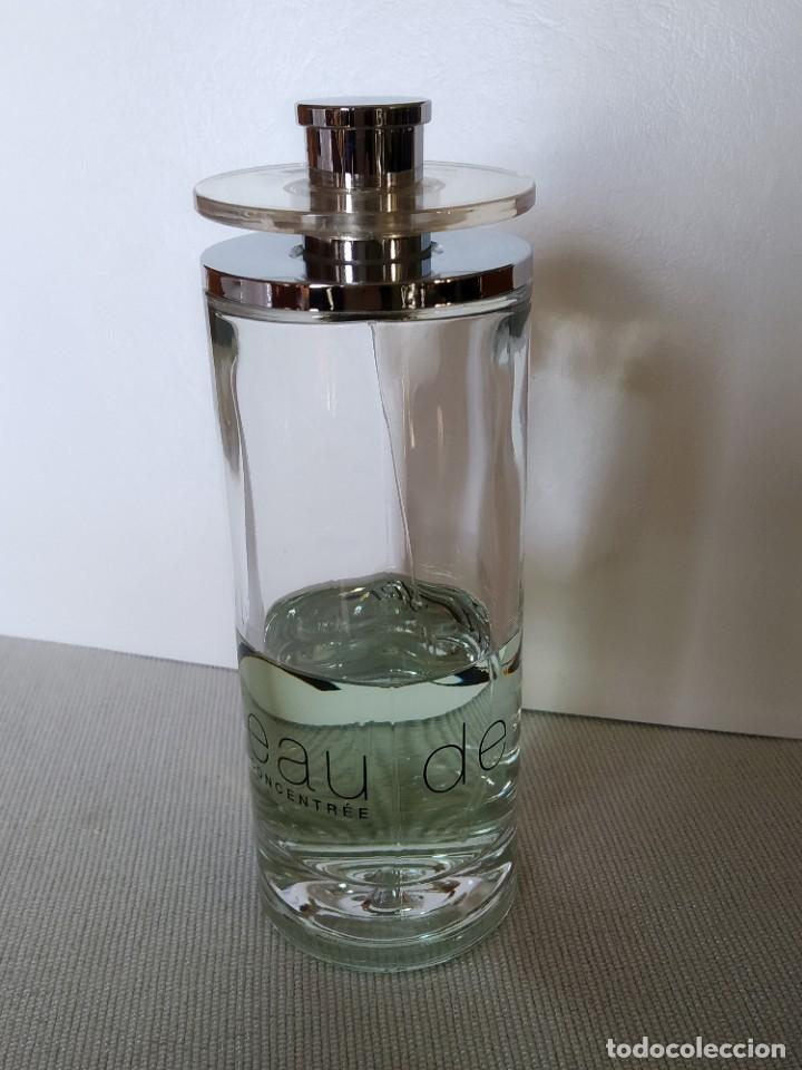 Miniaturas de perfumes antiguos: Botella Cartier - Foto 5