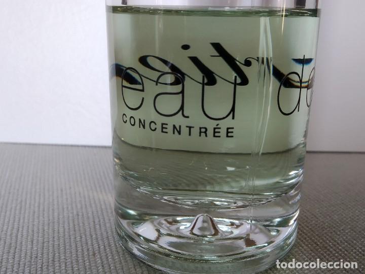 Miniaturas de perfumes antiguos: Botella Cartier - Foto 6