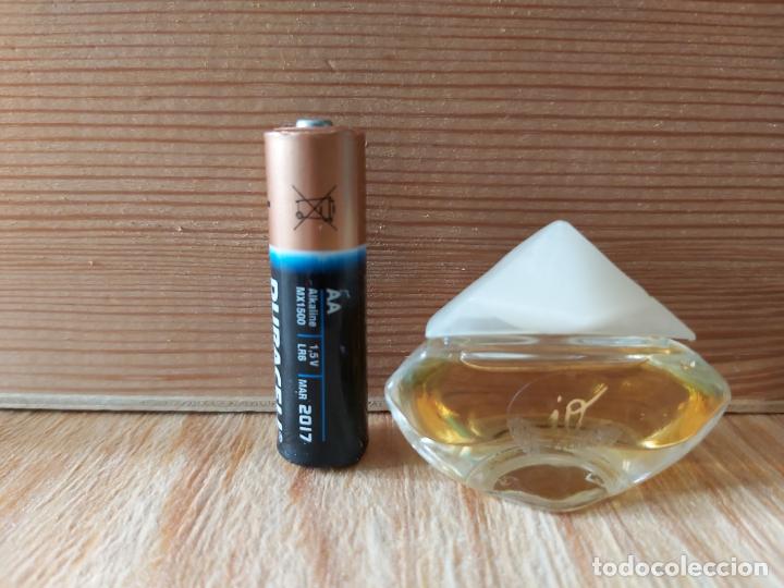 Miniature di profumi antiche: Miniatura II la perla