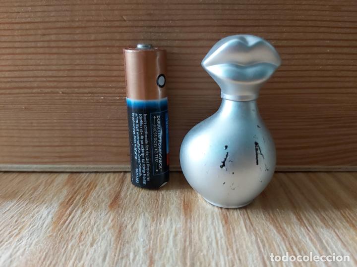 Miniaturas de perfumes antigos: Miniatura dali