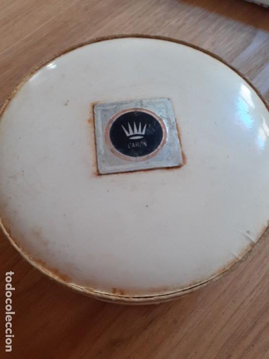 Miniaturas de perfumes antigos: Polvorera Caron Paris