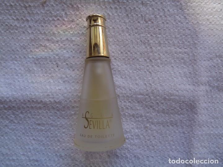 Miniaturas de perfumes antigos: FRASCO DE EAU DE TOILETTE AGUA DE SEVILLA. 30 ML. 11 Cm.