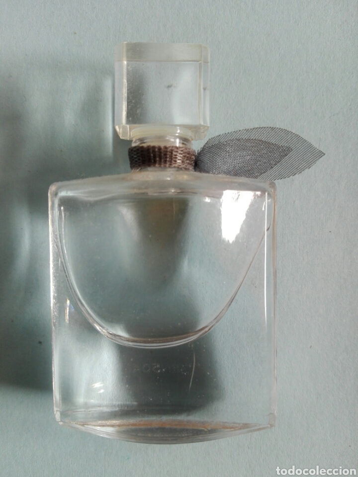 Miniaturas de perfumes antigos: Miniatura perfume la vie est belle - Vac&iacute;o