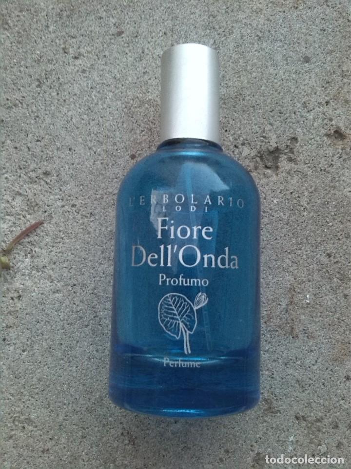 Miniaturas de perfumes antigos: botella peque&ntilde;a de perfume Fiore dell'Onda coleccionismo coleccionista