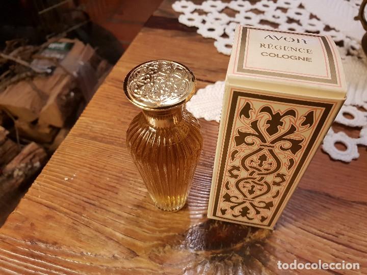 Miniaturas de perfumes antiguos: AVON, COLONIA REGENCE - Foto 1