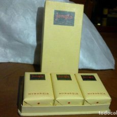 Miniaturas de perfumes antiguos: JABÓN JUNGLA DE MYRURGIA - CAJA DE TRES JABONES. Lote 204293233