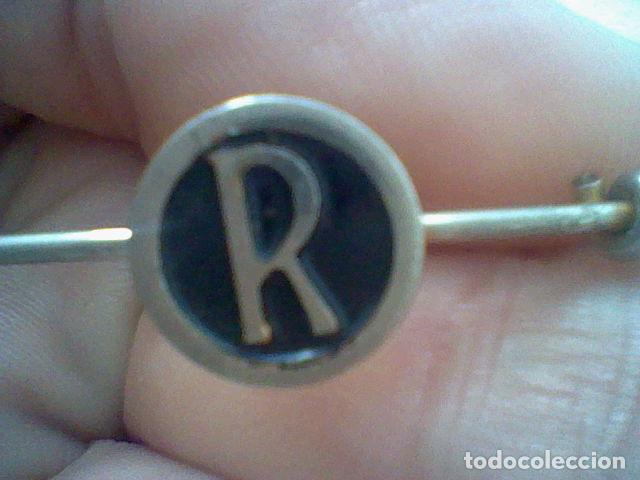 Miniature di profumi antiche: INSIGNIA PASADOR LETRA R 4,5 CMS LARGO