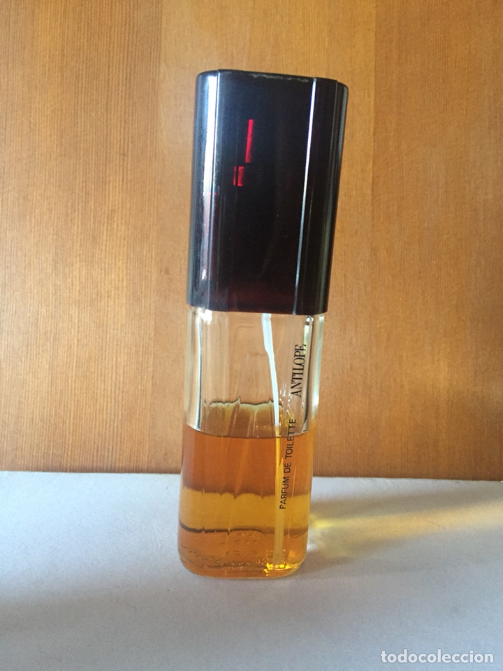 Miniaturas de perfumes antiguos: Perfume vintage Antilope de Weil. Usado.