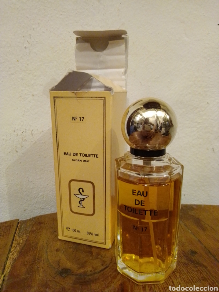 Miniatures of antique perfumes: Eau de toilette natural spray 100 ml
