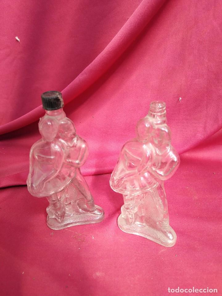Miniatures of antique perfumes: Dos botellines para perfume, (de unos12cms.de alto) por el precio de uno