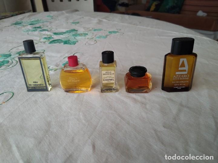 Miniaturas de perfumes antiguos: 5 miniaturas de perfumes - Foto 1