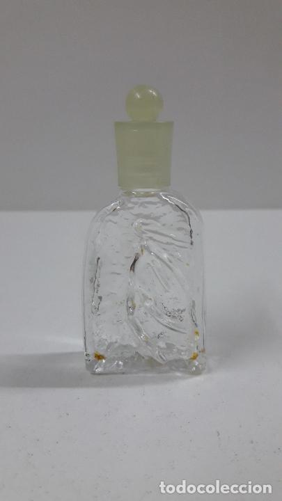 Miniaturas de perfumes antiguos: FRASCO EN MINIATURA DE PERFUME - Foto 1