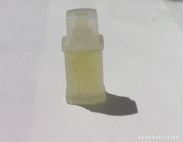 Miniaturas de perfumes antiguos: Miniatura de Vicky Tiel - Foto 1