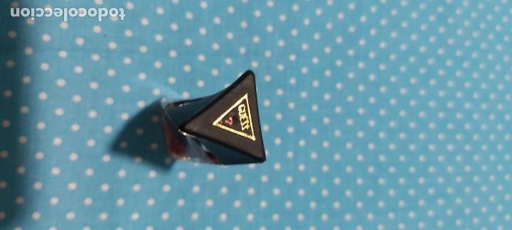 Miniaturas de perfumes antiguos: Miniatura guess - Foto 2