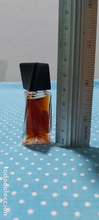 Miniaturas de perfumes antigos: Miniatura guess