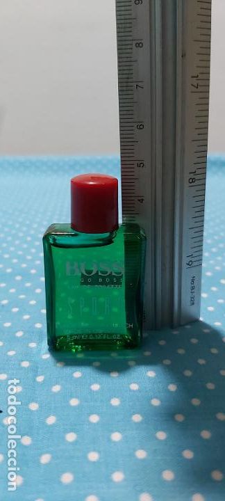 Miniaturas de perfumes antigos: Miniatura boss sport