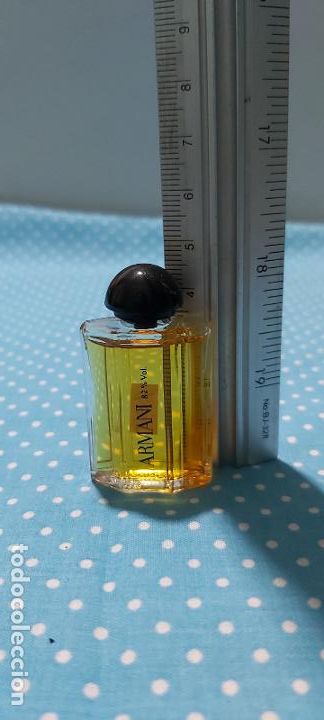 Miniaturas de perfumes antigos: Miniatura Armani