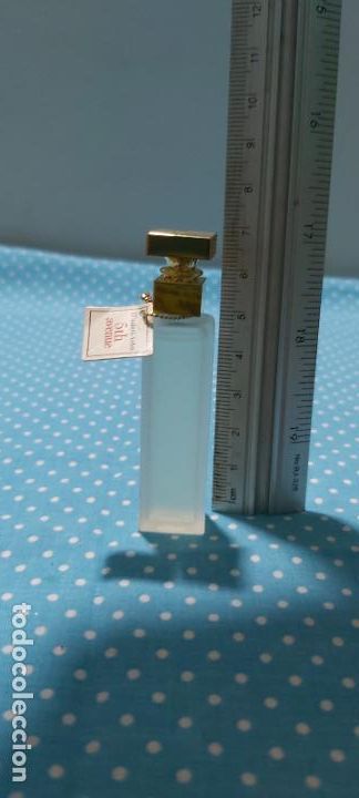 Miniaturas de perfumes antiguos: Miniatura elizabeth arden - Foto 1